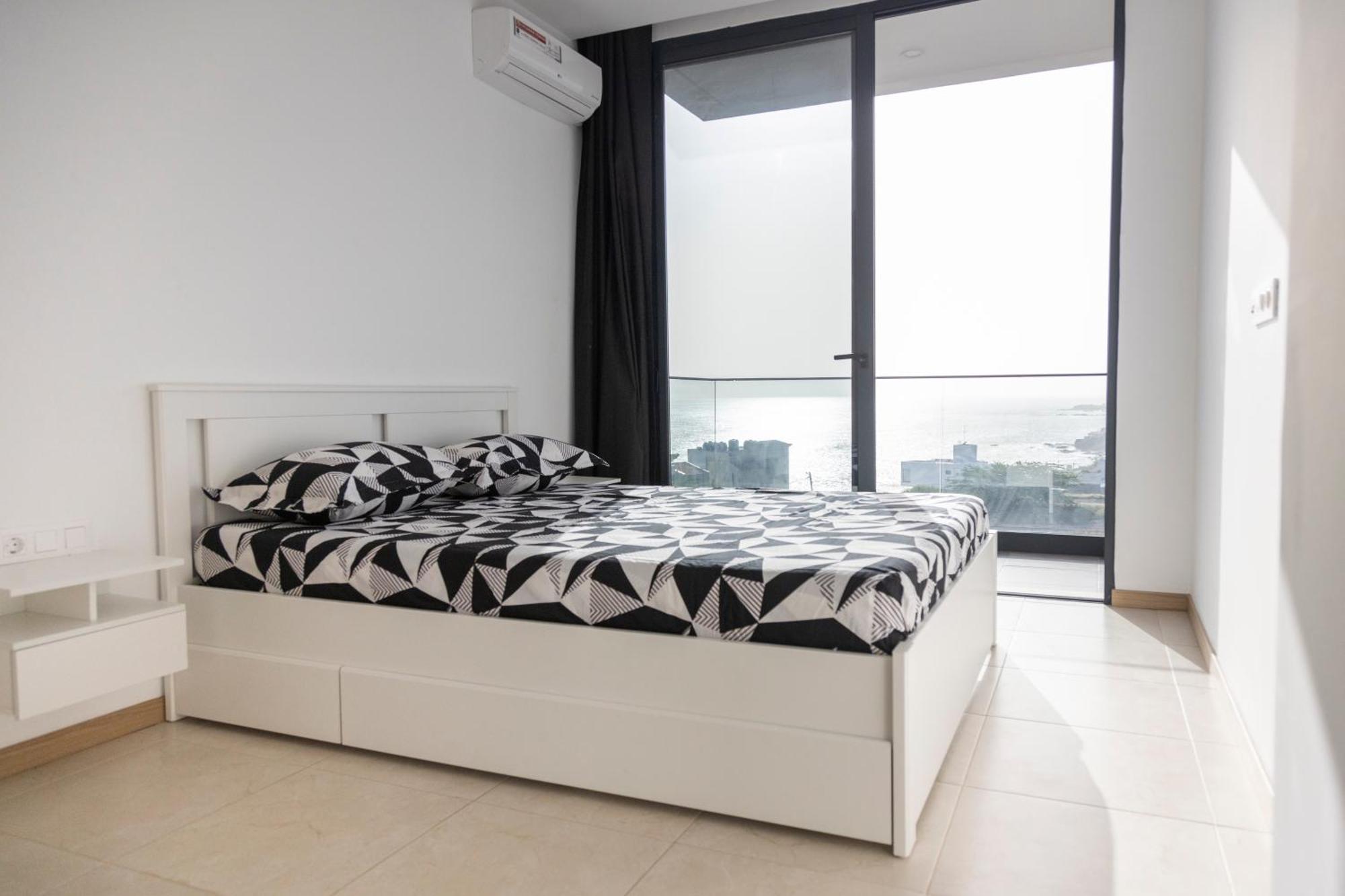 3 Bdr Aprt, Amazing Seaview, Rooftop Pool - Lcgr Praia Exteriér fotografie