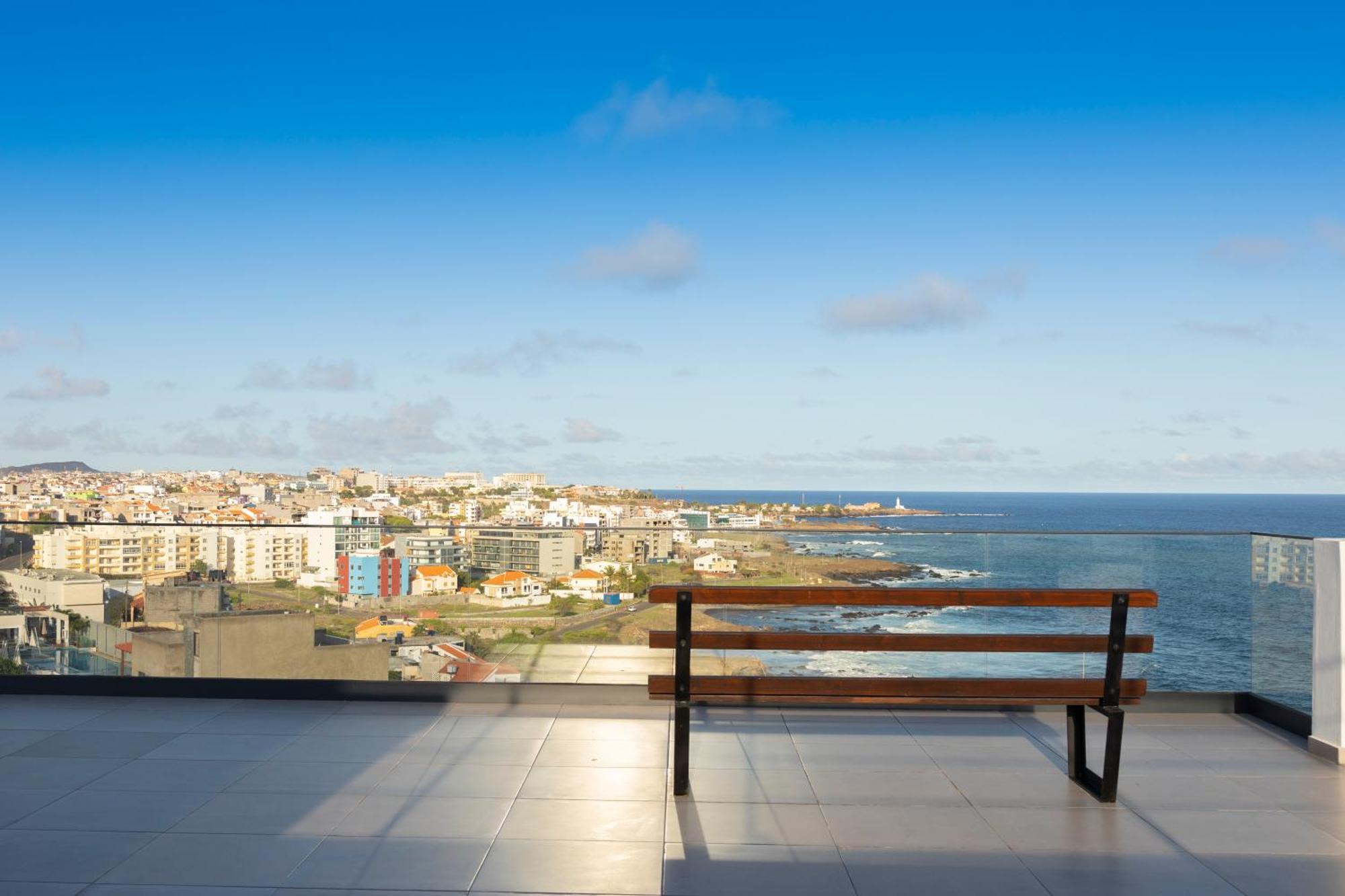 3 Bdr Aprt, Amazing Seaview, Rooftop Pool - Lcgr Praia Exteriér fotografie